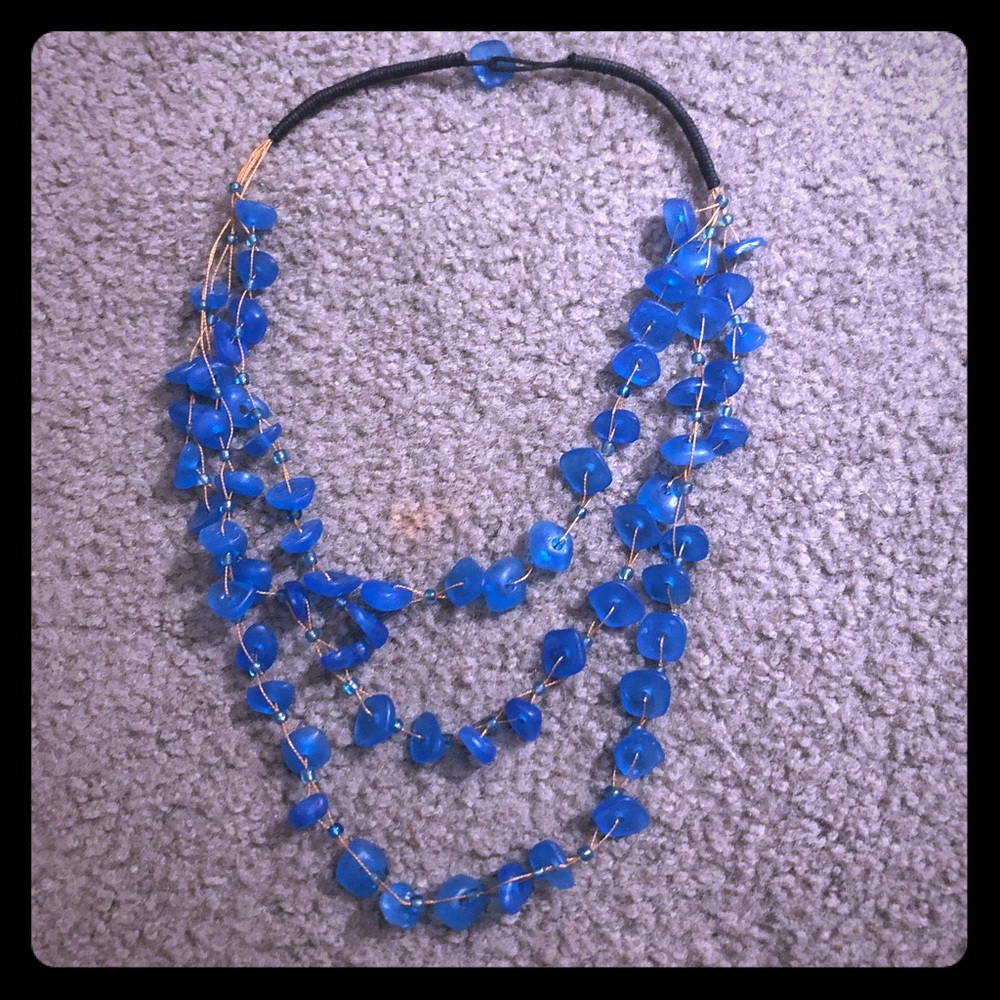 Blue layered necklace